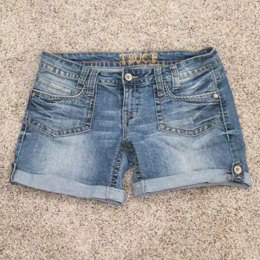 Women’s shorts